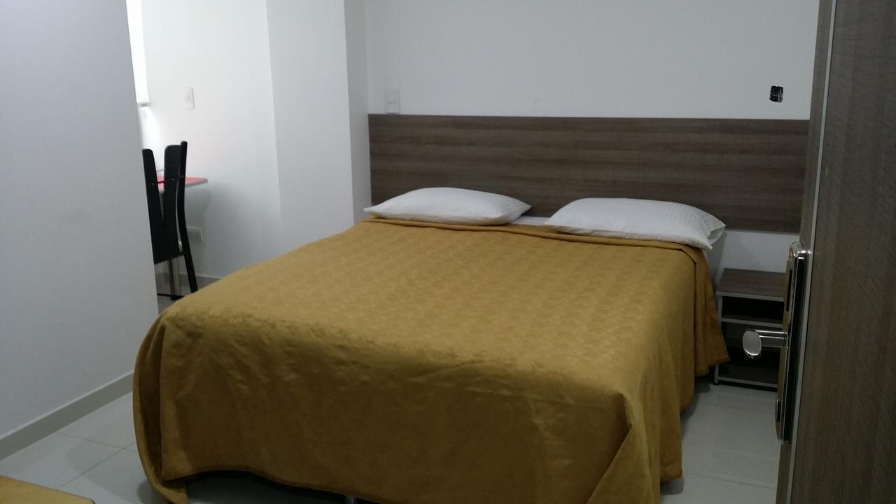 A Bogota On Holidays By Open - Hotel Cas-Embajada Americana מראה חיצוני תמונה