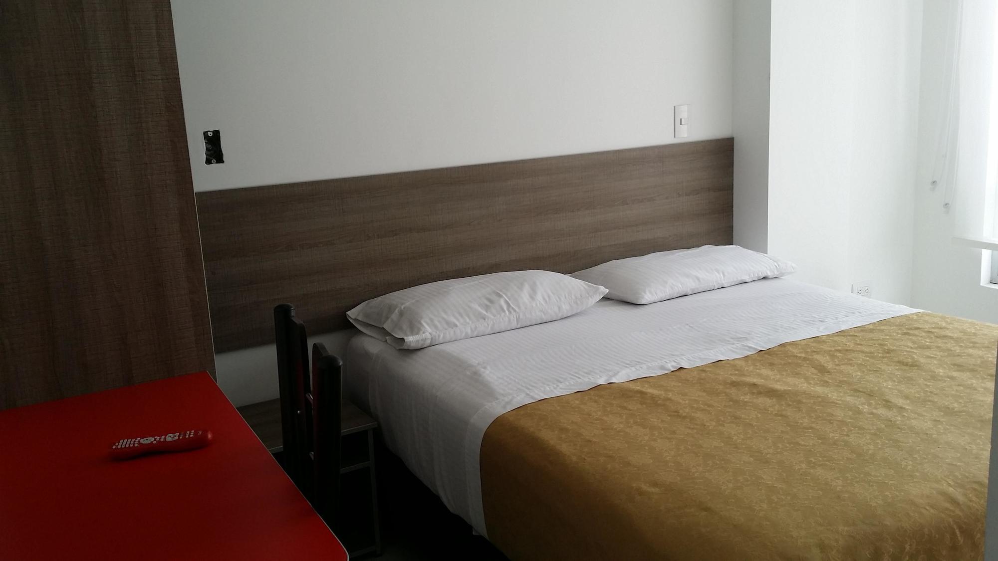 A Bogota On Holidays By Open - Hotel מראה חיצוני תמונה