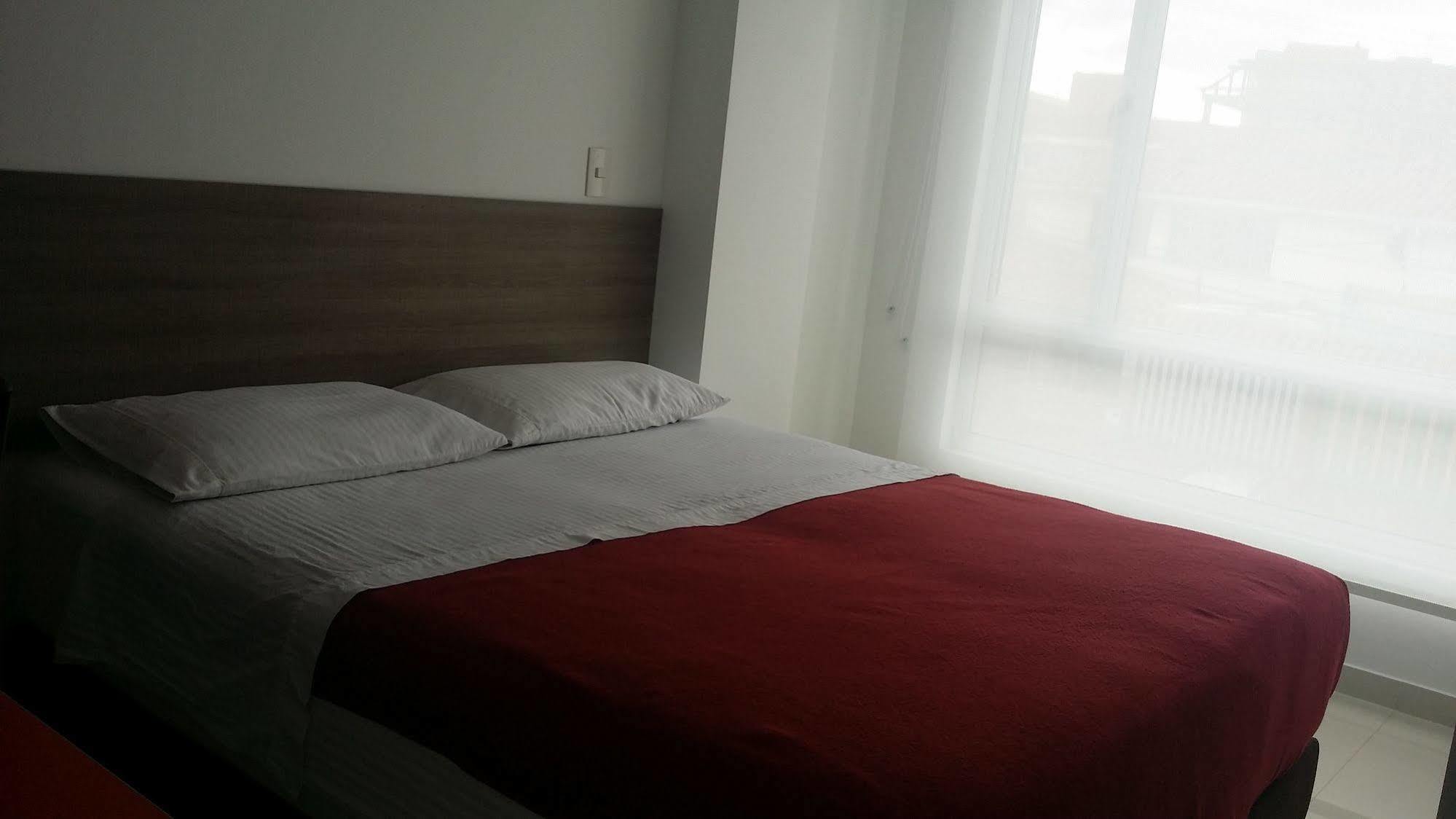 A Bogota On Holidays By Open - Hotel Cas-Embajada Americana מראה חיצוני תמונה
