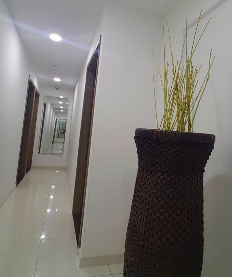 A Bogota On Holidays By Open - Hotel Cas-Embajada Americana מראה חיצוני תמונה